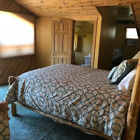 Yellowstone Valley Vacation Lodge Коди Экстерьер фото