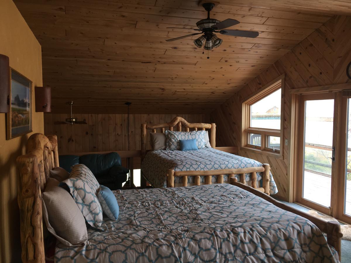 Yellowstone Valley Vacation Lodge Коди Экстерьер фото