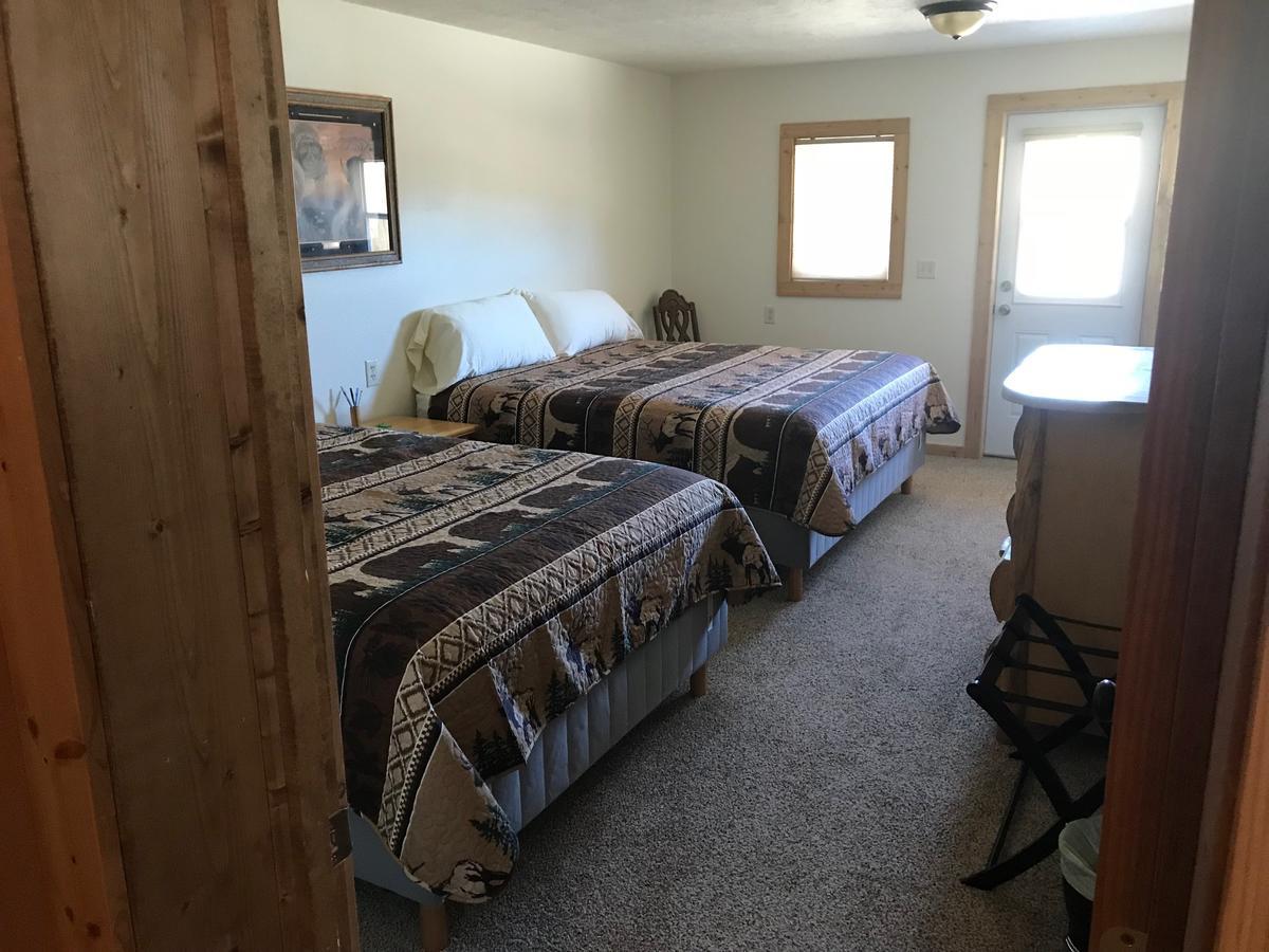 Yellowstone Valley Vacation Lodge Коди Экстерьер фото